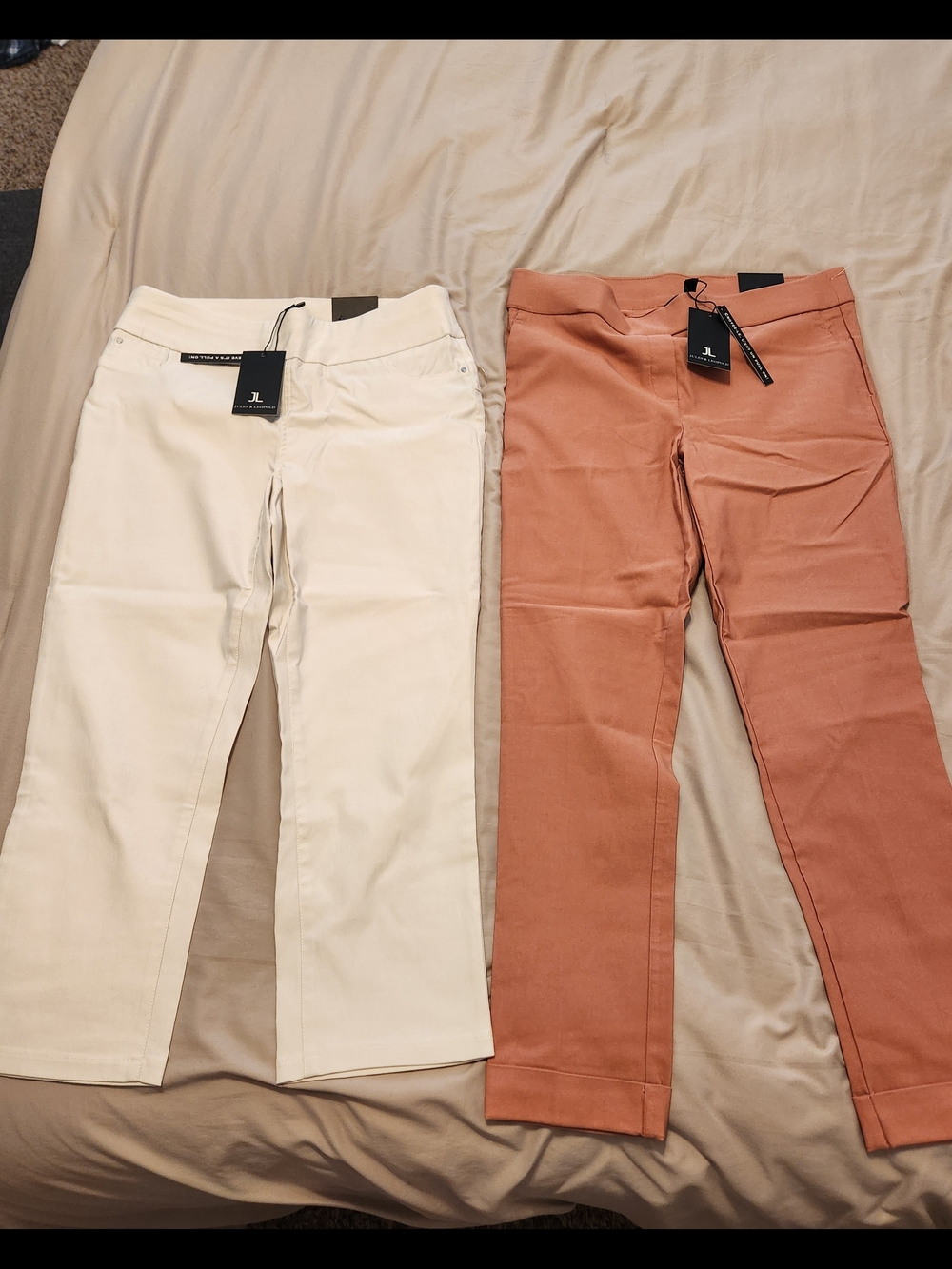 Jules & Leopold Cream and Rust Capris